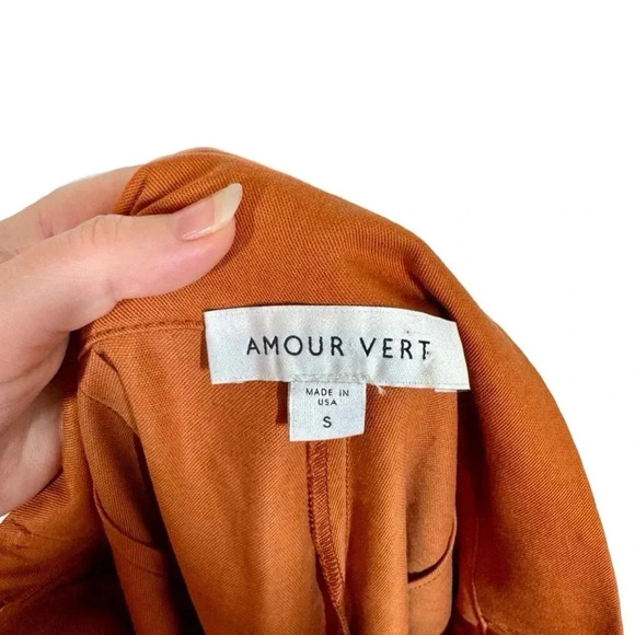 Amour Vert Frankie Cropped Wide Leg Cotton Linen Pants in Terracotta - Picture 6 of 12